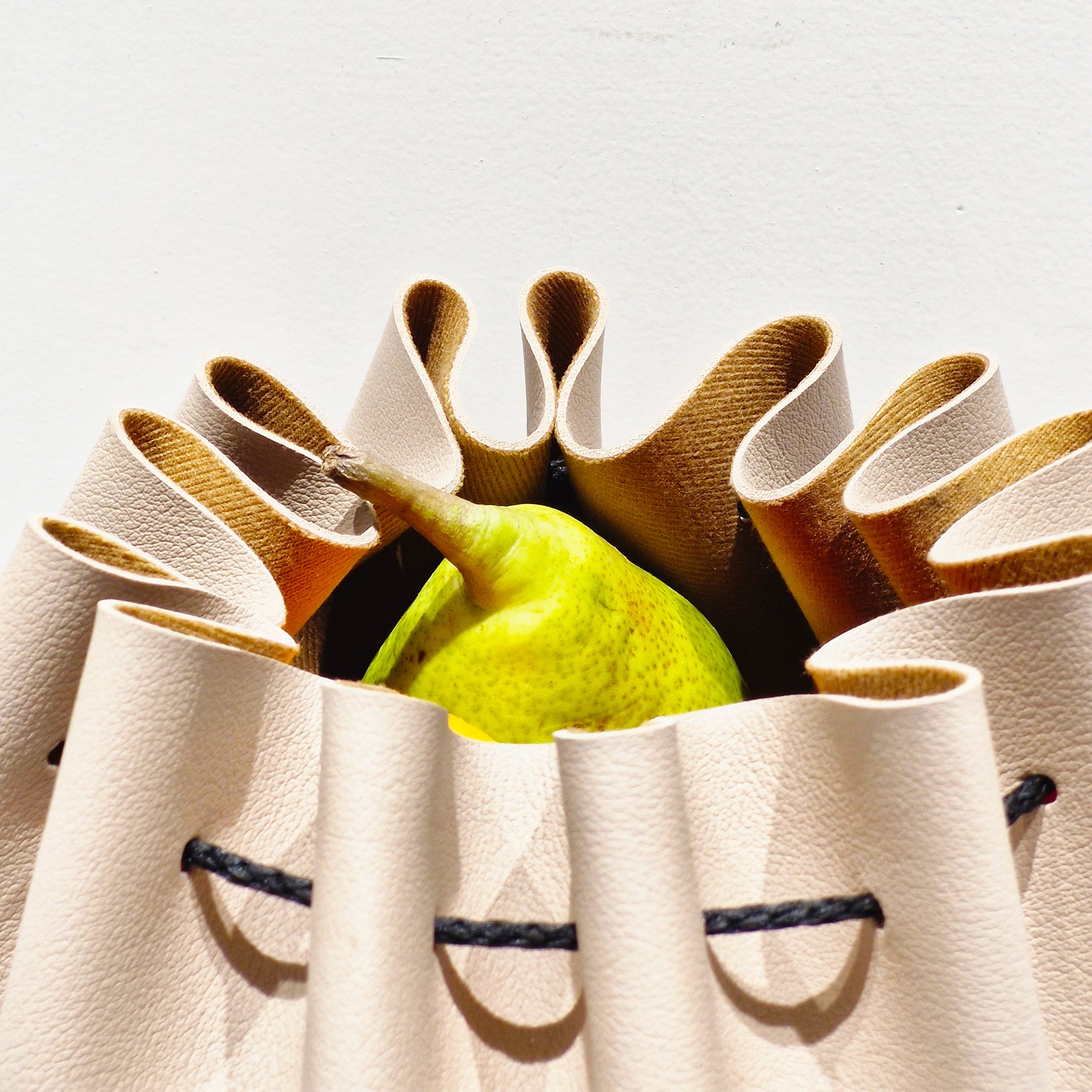 Chic Multipurpose Basket Bag: Versatile Home Accent
