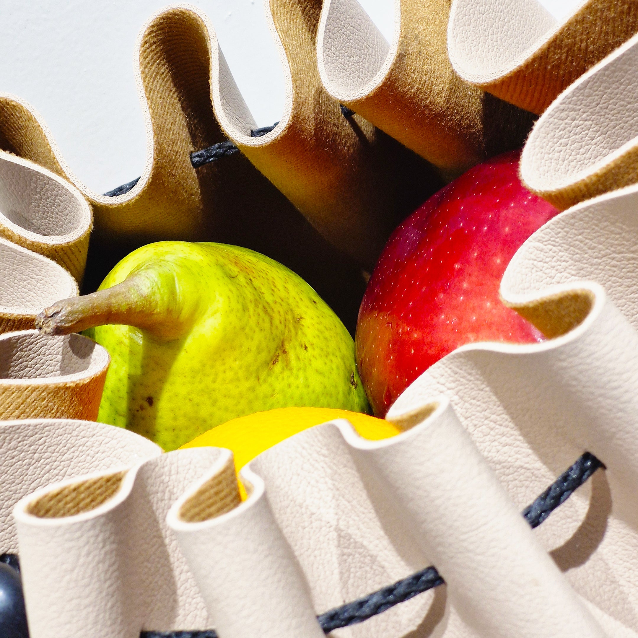 Chic Multipurpose Basket Bag: Versatile Home Accent