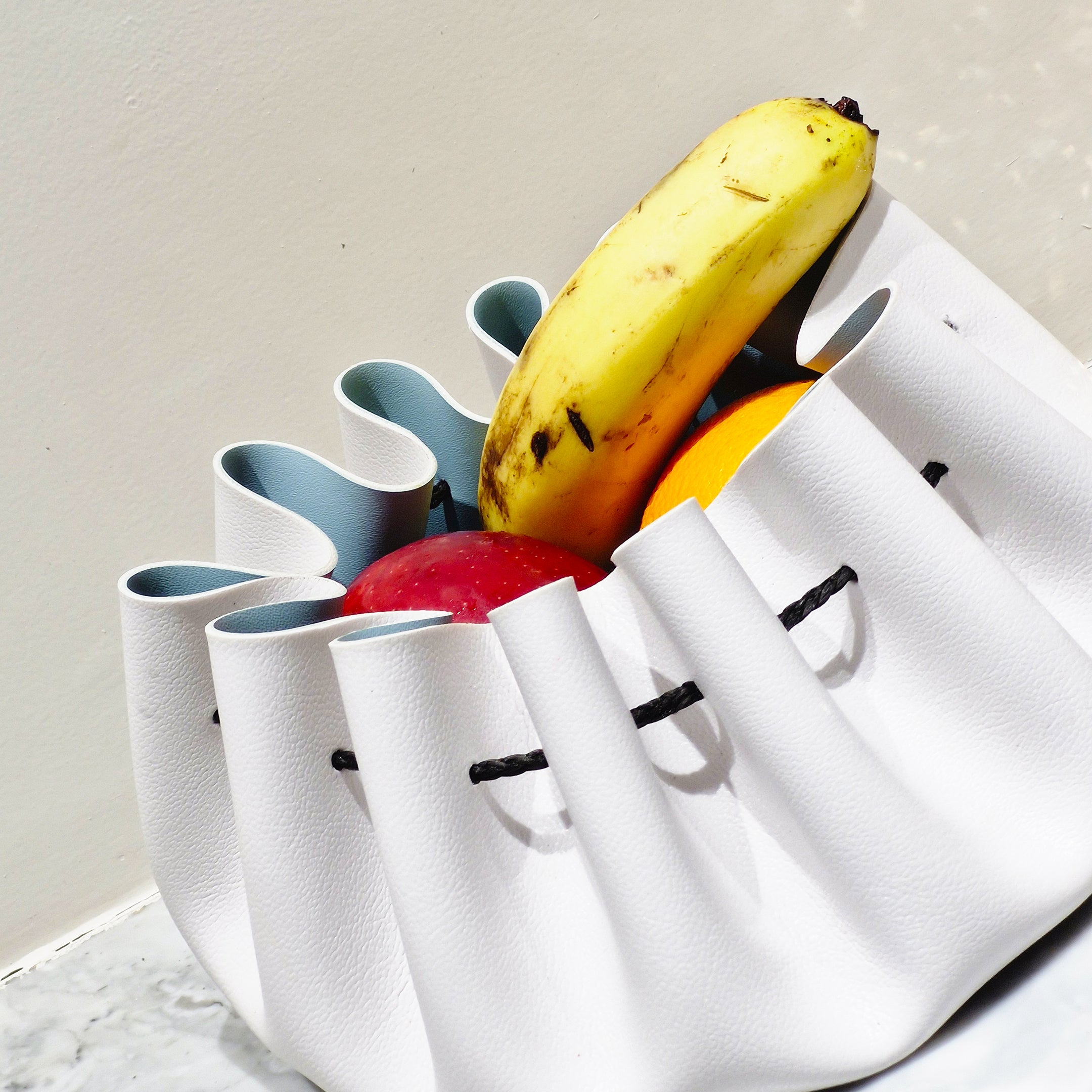 Chic Multipurpose Basket Bag: Versatile Home Accent