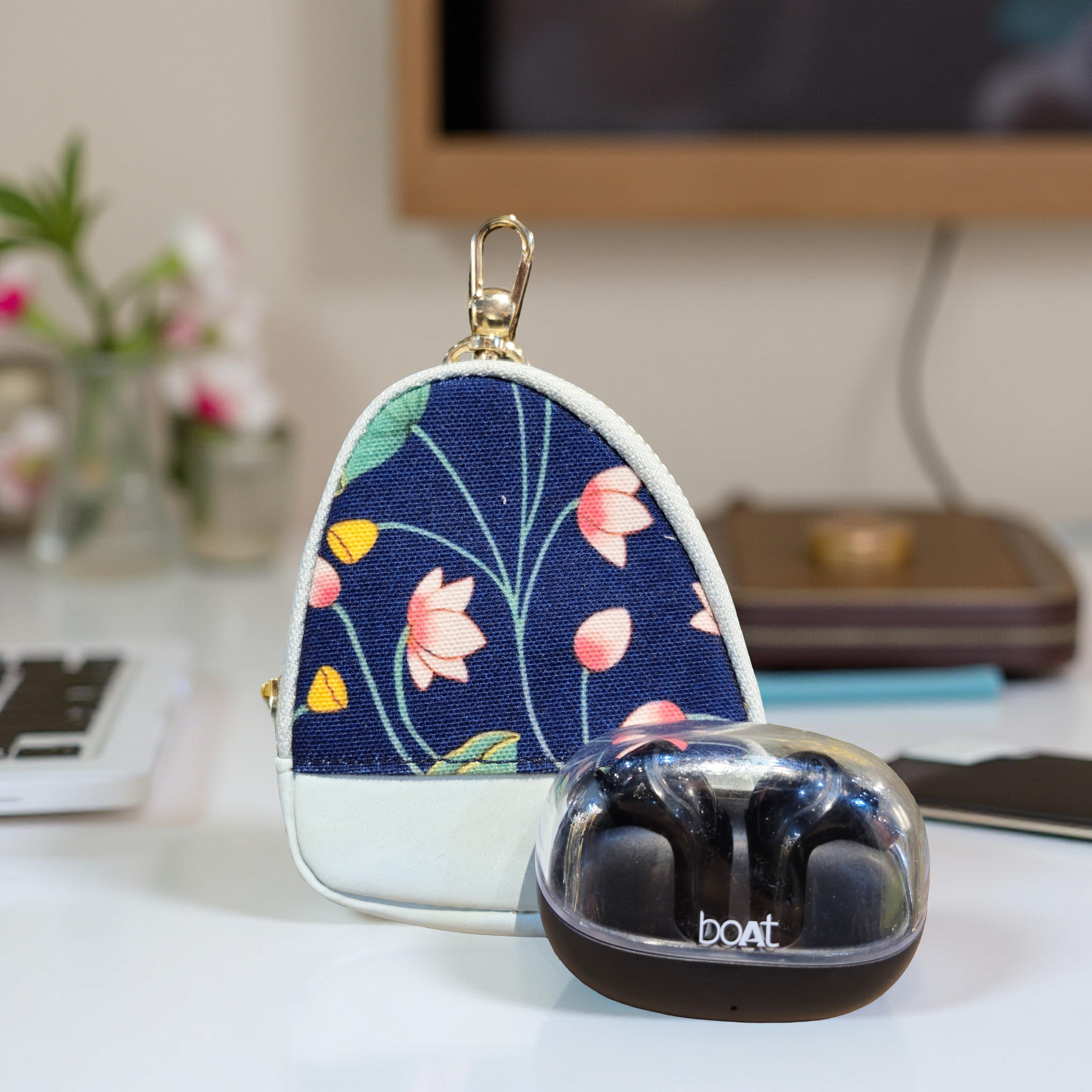 Pouch for Earbuds, Coins & Small Essentials