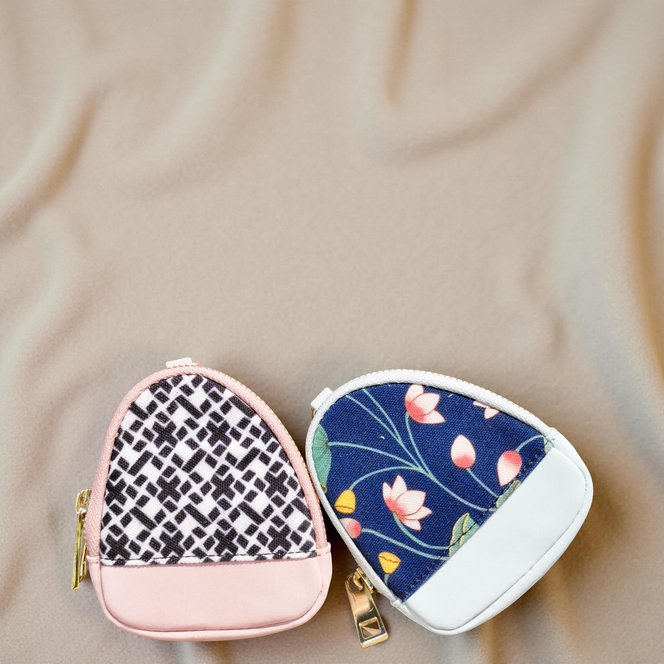 Pouch for Earbuds, Coins & Small Essentials