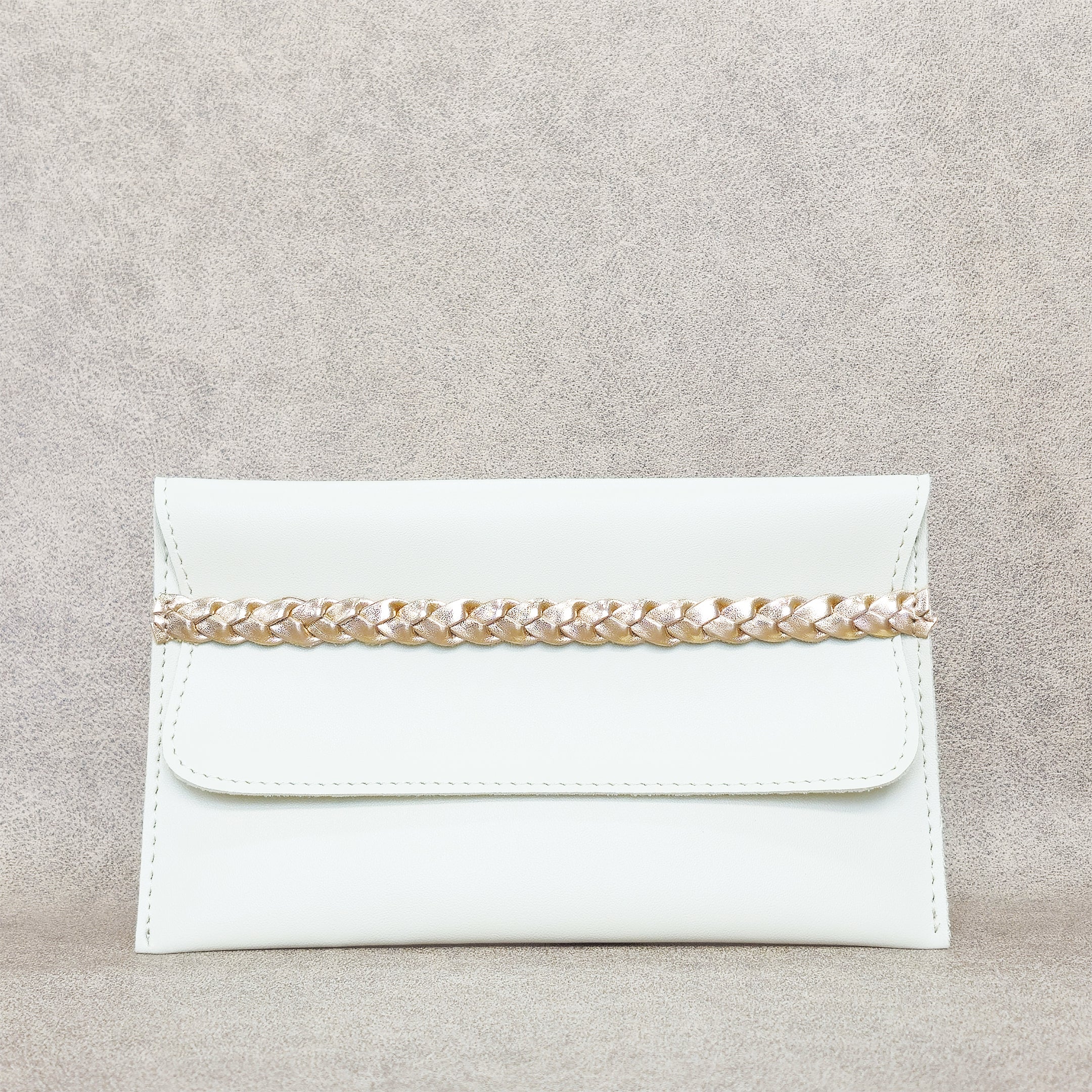 Gold Chain Accent