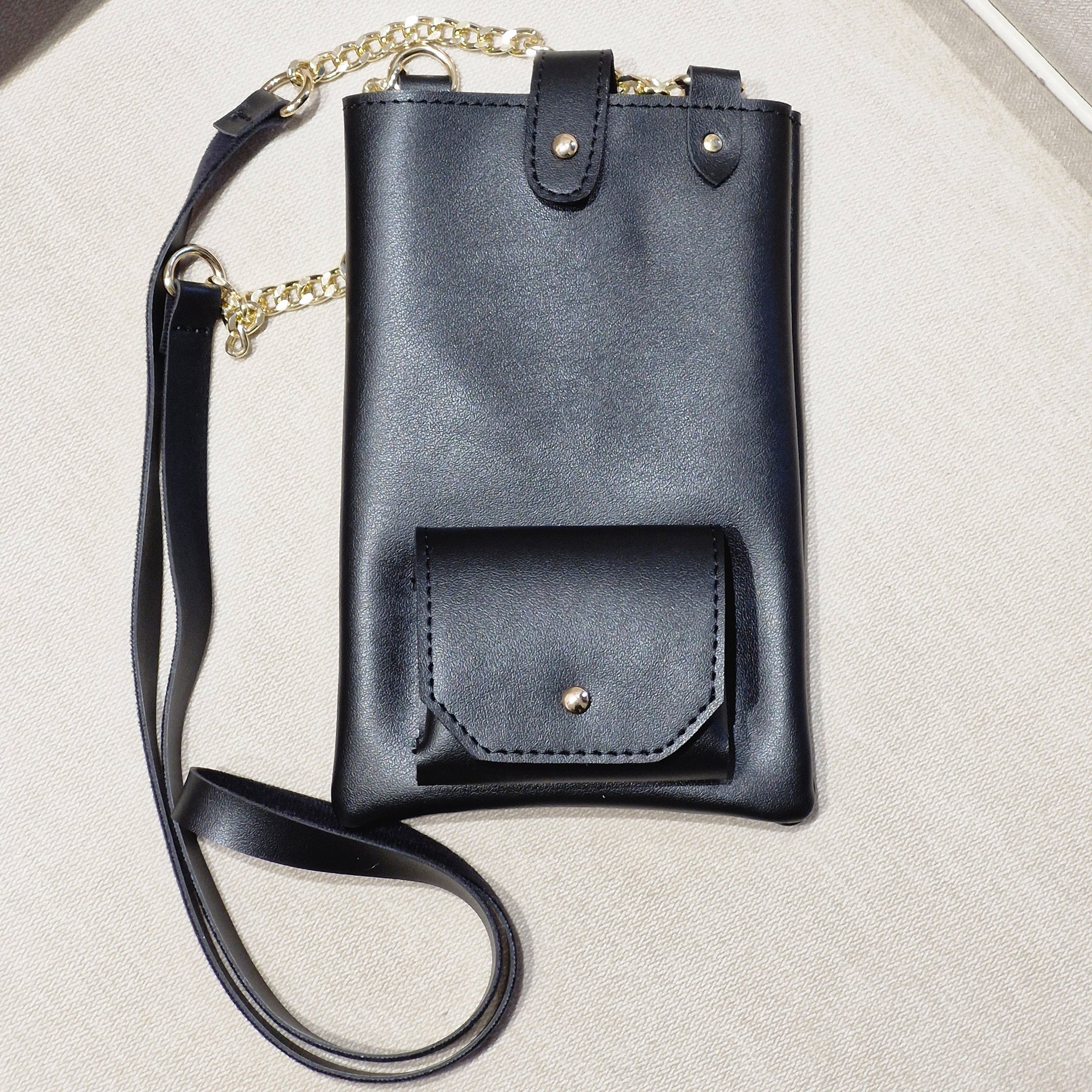 Black Vegan Leather Sling Mobile Bag – Elegant Crossbody Pouch with Golden Chain & Earbuds Pocket