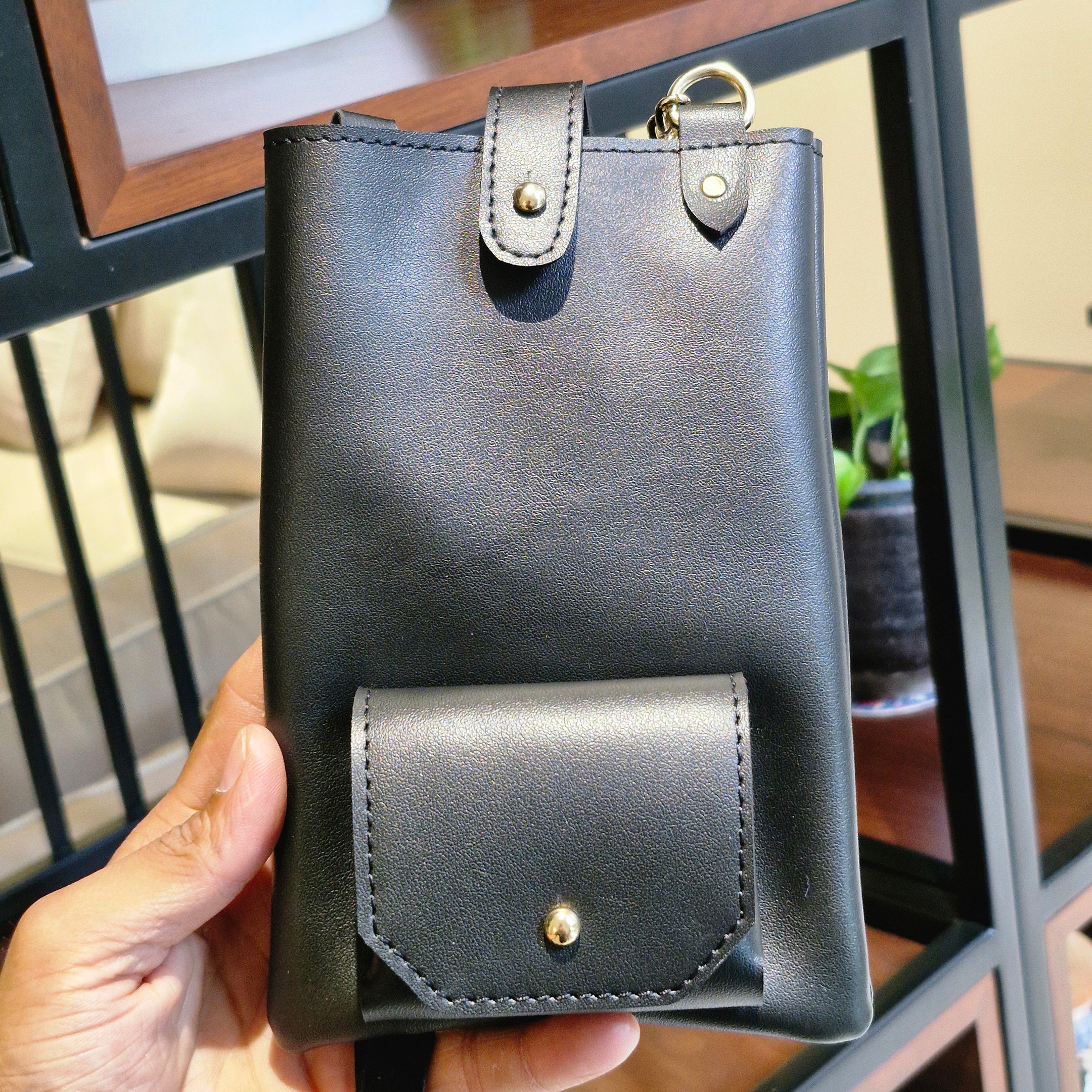 Black Vegan Leather Sling Mobile Bag – Elegant Crossbody Pouch with Golden Chain & Earbuds Pocket