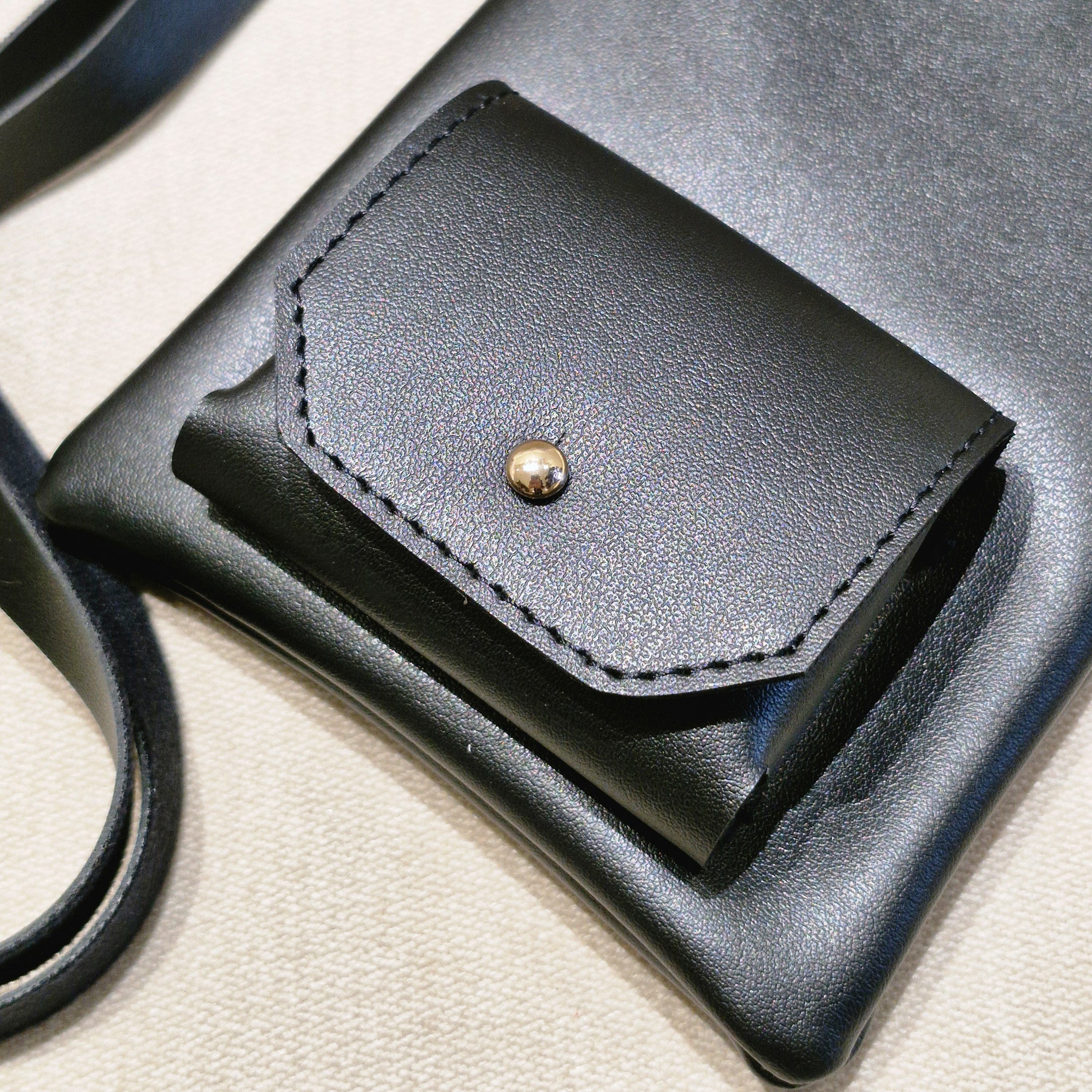 Black Vegan Leather Sling Mobile Bag – Elegant Crossbody Pouch with Golden Chain & Earbuds Pocket