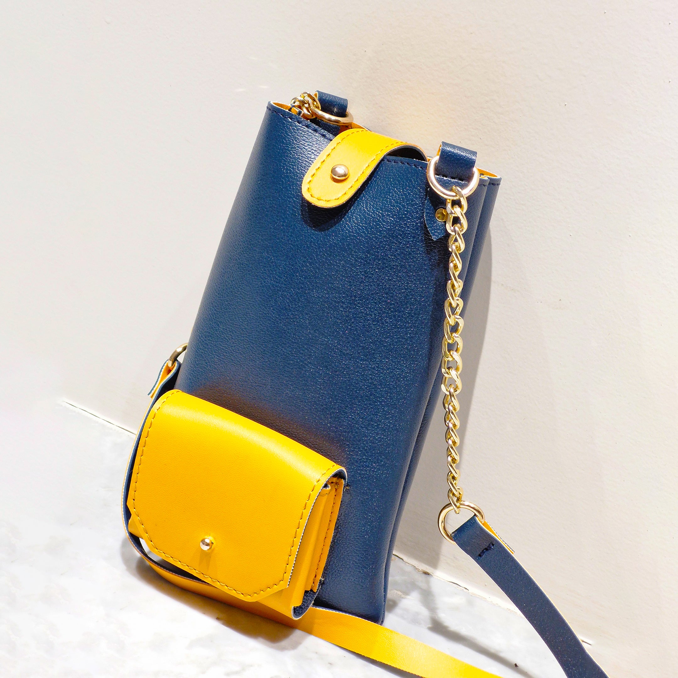 Trendy Vegan Leather Sling Mobile Bag – Blue & Yellow Crossbody Pouch with Earbuds Compartment & Golden Chain Strap