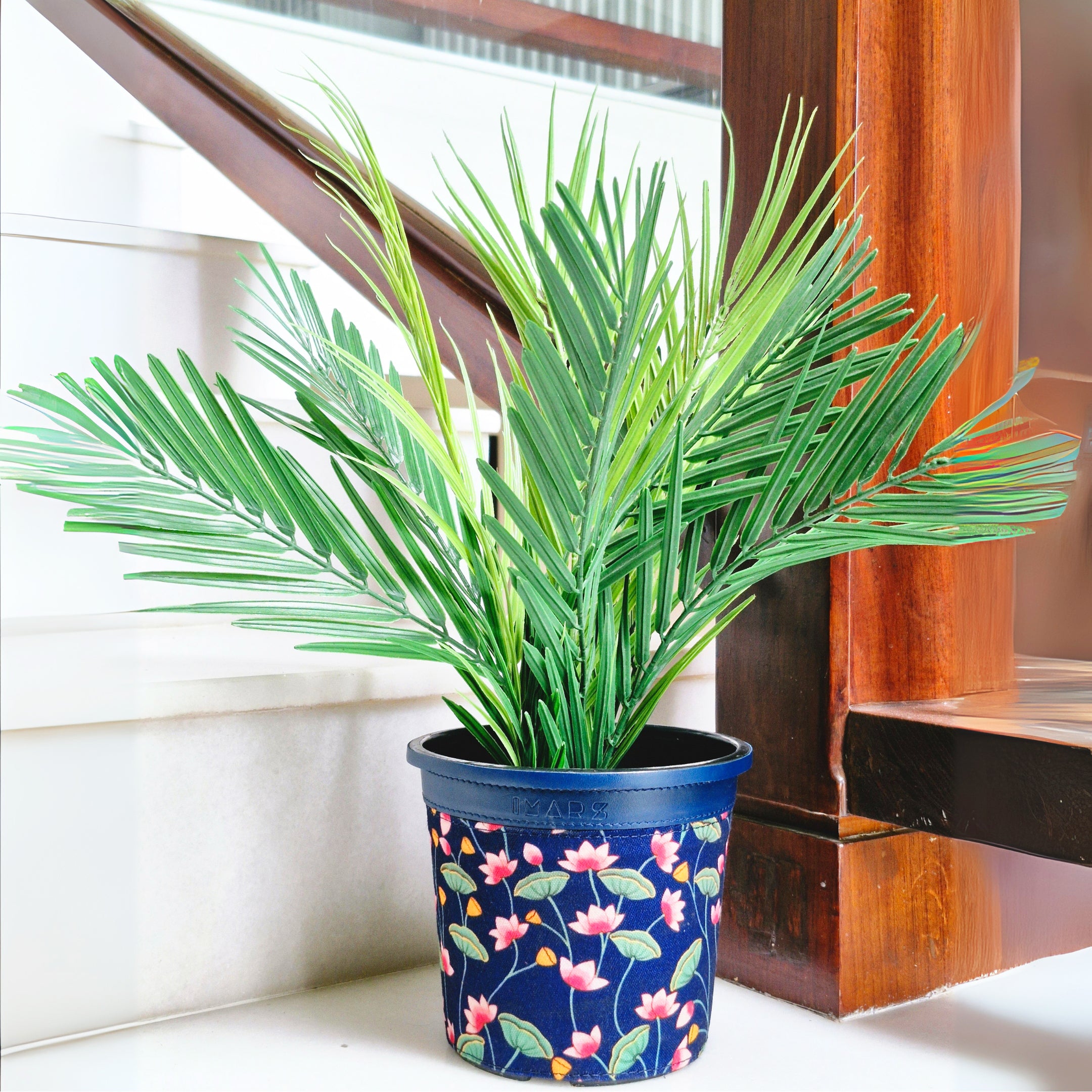 Elegant Floral Planter: Stylish Blue Lotus Design for Home Decor (Medium)